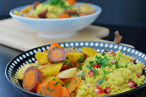 Couscous al melograno con tuberi stufati