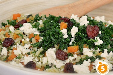 Insalata di gambi di sedano e quinoa