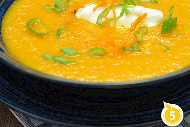 Zuppa esotica di carota